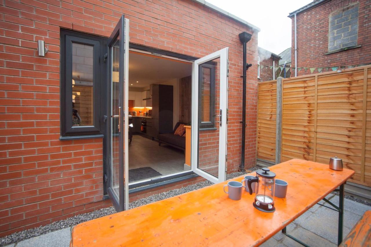 Higgihaus #3a 4 Bed Sleeps Up To 12 Big Groups Hip Location Hébergement de vacances Bristol