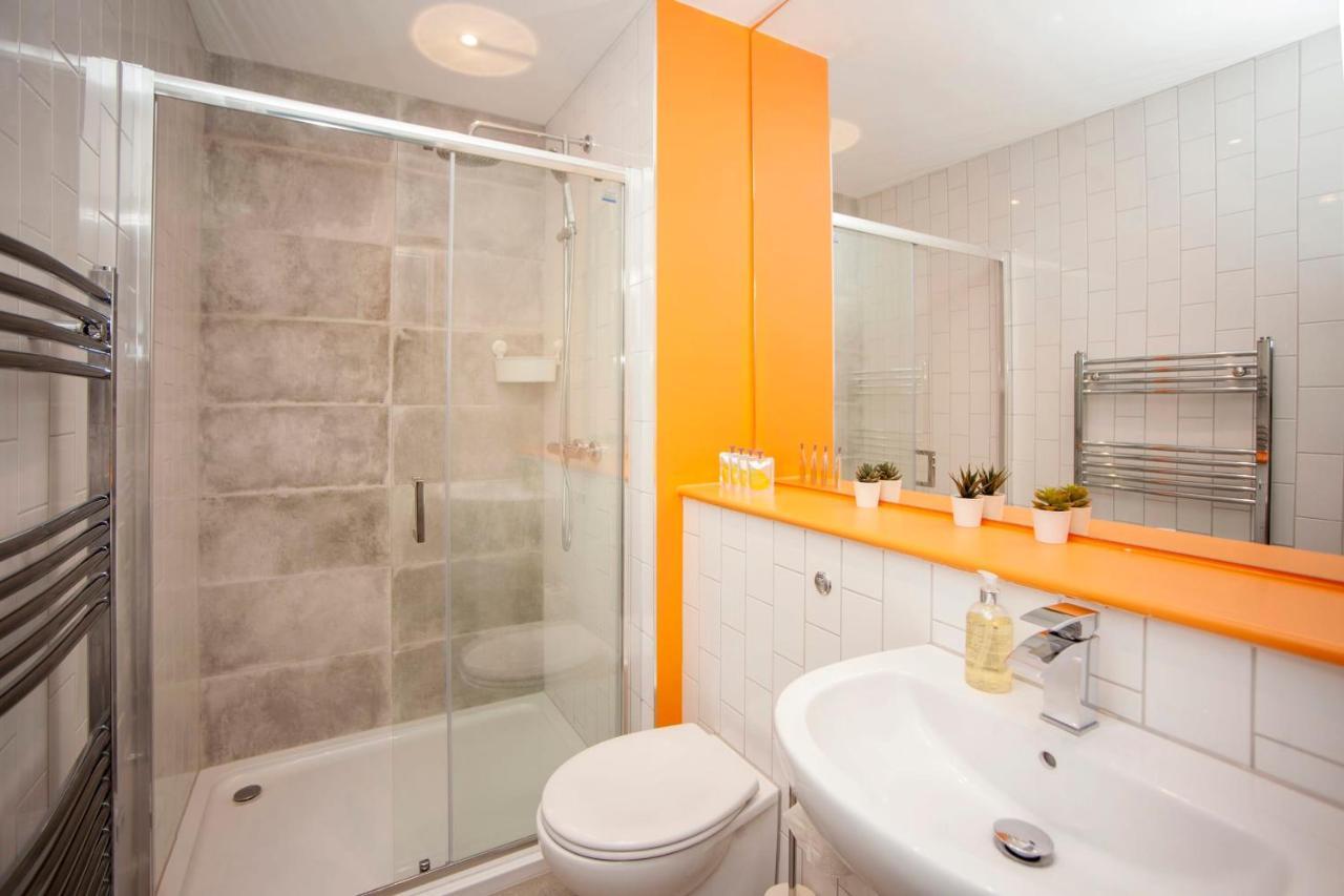 Hébergement de vacances Higgihaus #3a 4 Bed Sleeps Up To 12 Big Groups Hip Location